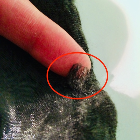 SAACHI Charcoal Gray Wave Pattern Acrylic, Polyester, and Wool Blend Scarf - Picture 12 of 12